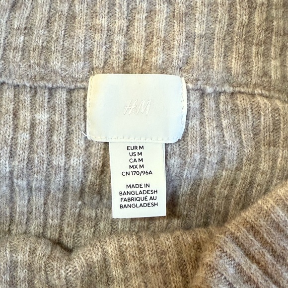 H&M Blouse Beige - Picture 5 of 5